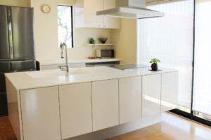 キッチンの排水溝が臭う！原因と対策と予防策