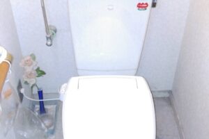 兵庫県神戸市長田区へトイレ水漏れトラブルにてお伺い致しました。