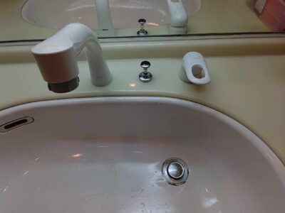 兵庫県神戸市垂水区に洗面蛇口水漏れでお伺いしました