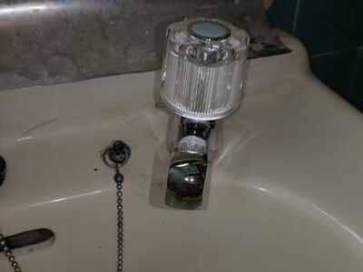 兵庫県明石市にて洗面蛇口の水漏れでお伺い致しました。