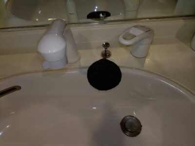 兵庫県尼崎市へ洗面蛇口の水漏れでお伺い致しました。