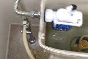兵庫県明石市トイレ水漏れ修理依頼でお伺いさせていただきました。