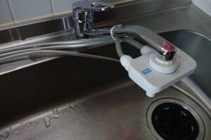 兵庫県三田市へ台所の蛇口水漏れでお伺い致しました。