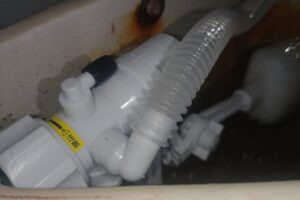 兵庫県芦屋市へトイレの水漏れでお伺い致しました。