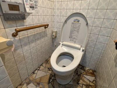 兵庫県加西市別所町にトイレ交換で伺いました。