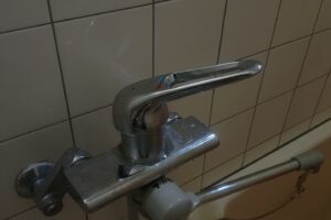 兵庫県揖保郡に浴室蛇口交換でお伺いしました