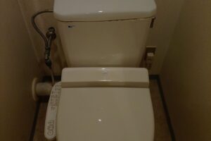 兵庫県神戸市灘区にトイレ交換でお伺いしました。