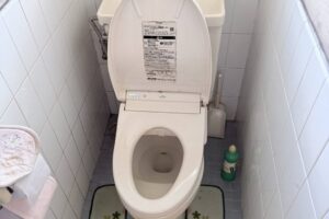 兵庫県神戸市東灘区青木にトイレの交換で伺いました