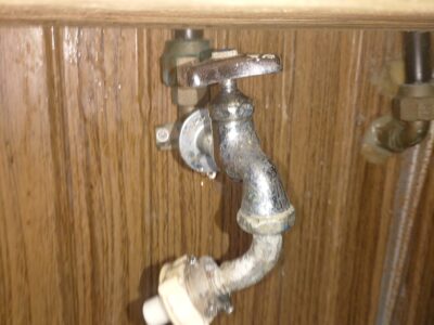 兵庫県洲本市に洗濯蛇口故障調査でお伺いしました。