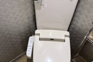 兵庫県神戸市中央区にトイレタンク交換で伺いました