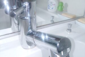 兵庫県三田市に洗面蛇口水漏れ調査でお伺い致しました。