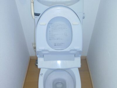 兵庫県西脇市にトイレ交換でお伺いしました。