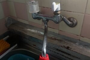 兵庫県川西市に台所蛇口の不具合対応でお伺いしました。