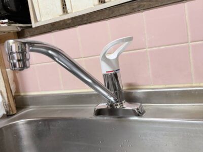 兵庫県淡路市尾崎町へ台所蛇口の交換でお伺いしました。