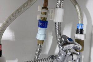 兵庫県伊丹市安堂寺町へ台所蛇口パーツ修理にお伺いしました。