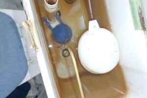 兵庫県川西市清和台西へトイレ修理でお伺いさせていただきました。