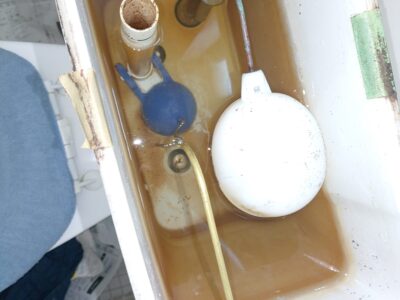 兵庫県川西市清和台西へトイレ修理でお伺いさせていただきました。