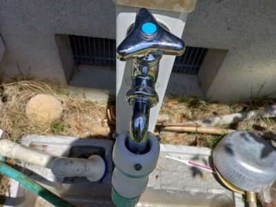 兵庫県三木市末広へ屋外蛇口の交換でお伺いしました。