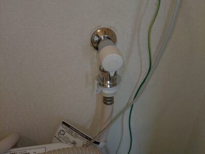 兵庫県神戸市東灘区御影中町へ洗濯蛇口の交換でお伺いさせて頂きました。