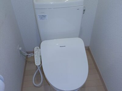 兵庫県神戸市西区玉津へトイレの水漏れ修理でお伺いしました。