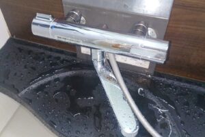兵庫県姫路市香寺町へ浴室蛇口の不良調査でお伺いしました。
