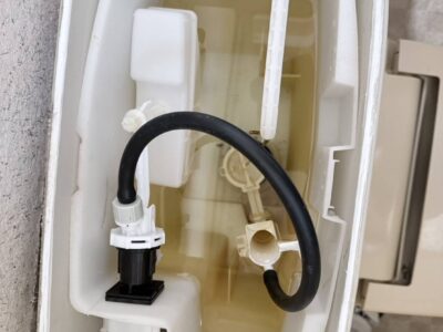 兵庫県加東市西垂水へトイレのパーツ修理でお伺いしました。