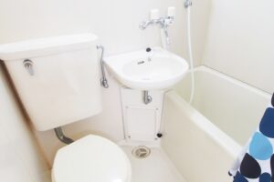 ユニットバスが臭いのはなぜ？対処法も解説