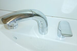 兵庫県神戸市西区井吹台に洗面蛇口の水漏れ調査でお伺いしました。