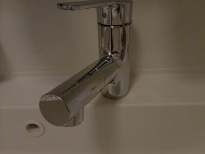 兵庫県加古郡稲美町蛸草へ洗面蛇口交換でお伺いしました。